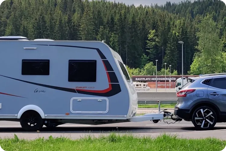 Wohnwagen Gespann zu schwer für Führerschein Klasse B